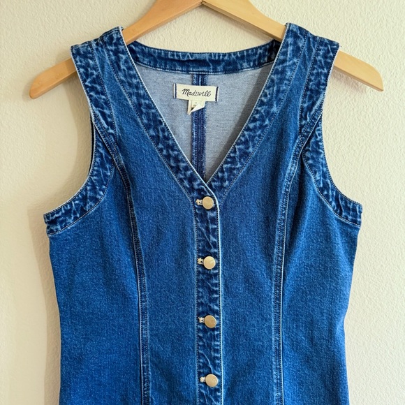 Madewell Denim V-neck Midi Dress - Picture 4 of 7